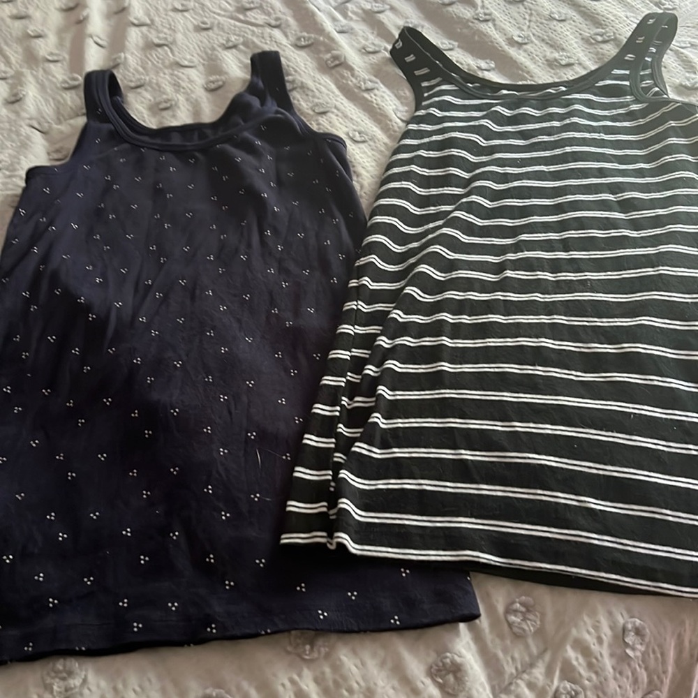 Bundle of 2 Merona tank tops EUC